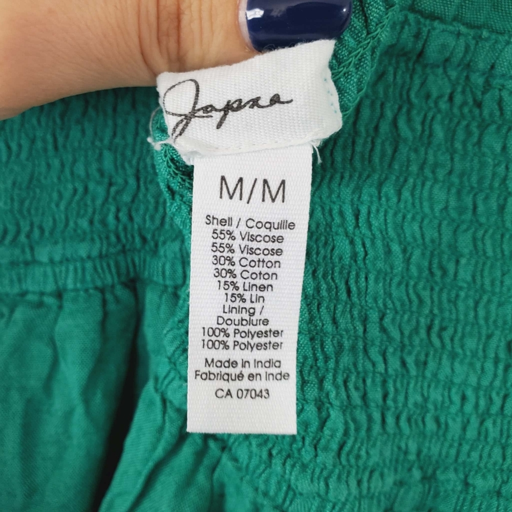 Japra Sleeveless Green midi Dress with Side Cutouts and an Open Back. - Picture 8 of 10